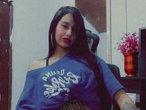 Danielaa_Swett