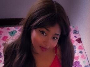 Ellie_Dverall