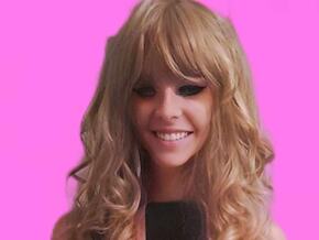LaraassHot