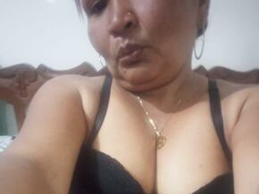 NathalyHot_69