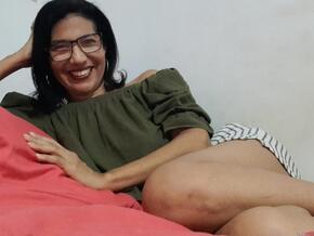 VickyPrettyLatina35
