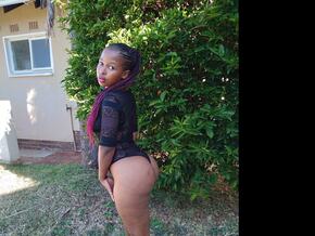 xJuicyLips97x